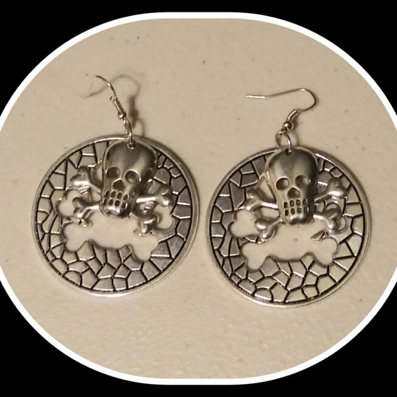 💕 New silver skull jewelry set - Picture 2 of 2